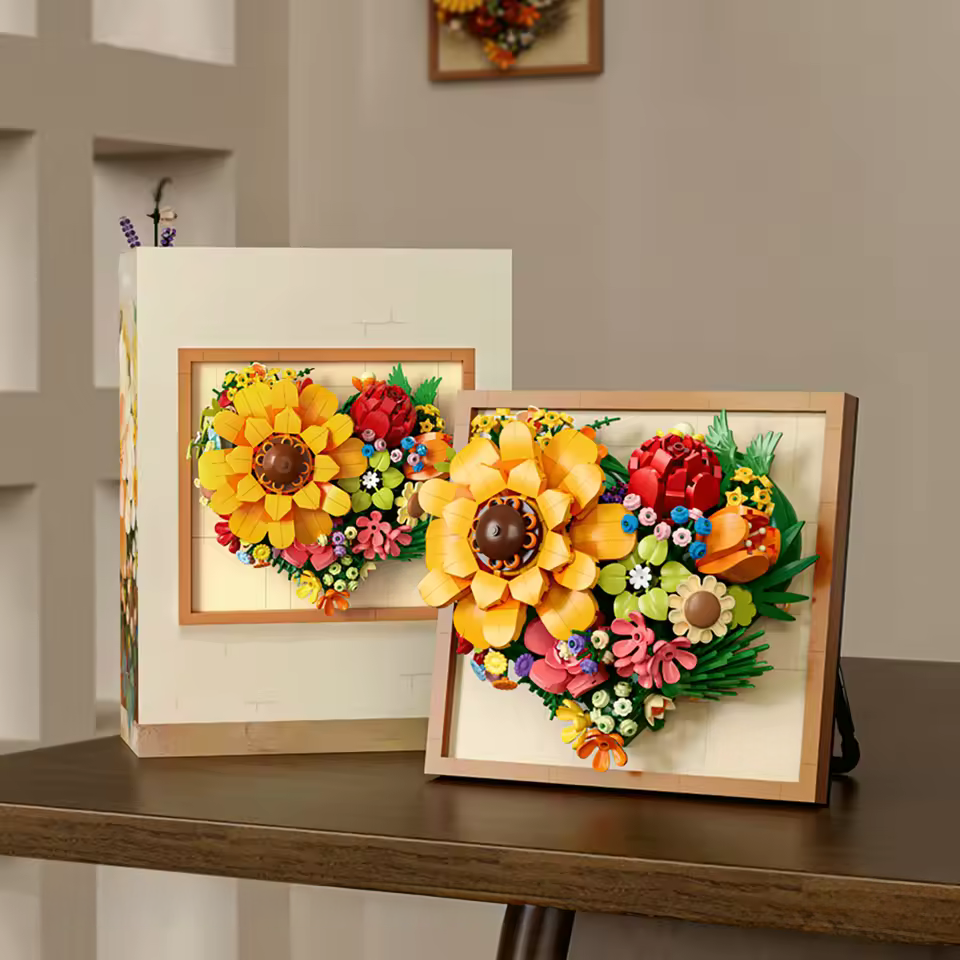 Buildable Bricks - Heart Blossoms Picture Frame